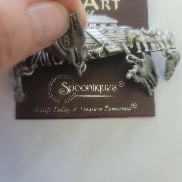 JJ Jonette Pewter Noah's Ark Brooch Lapel Pin Ark with Hanging Animals N… - Picture 7 of 11